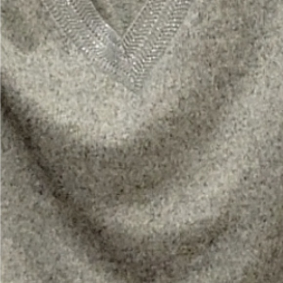 89th + Madison. Gray Cold Shoulder with shimmering silver. 2X - Picture 2 of 4